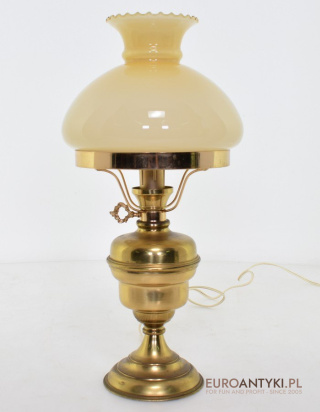 Nostalgiczna lampka mosiężna z miodowym kloszem lampa na stolik oświetlenie retro vintage