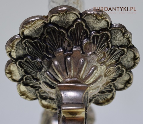 Srebrny żyrandol bogato zdobiony chandelier pałacowy kolor stare srebro zabytkowe oświetlenie antyk