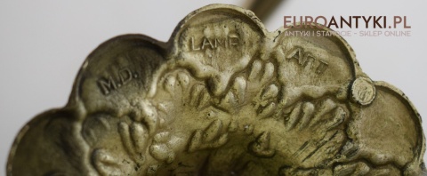 Srebrny żyrandol bogato zdobiony chandelier pałacowy kolor stare srebro zabytkowe oświetlenie antyk