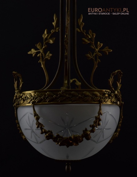 Secesyjna lampa sufitowa do pałacu zamku. Żyrandol antyczny ze szlifowanym kloszem antyk Art Nouveau
