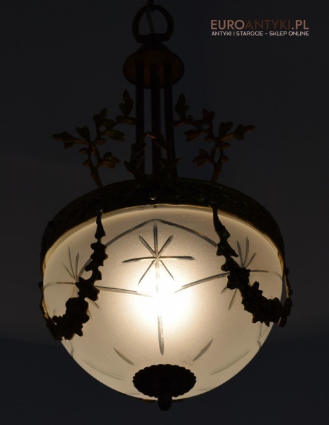 Secesyjna lampa sufitowa do pałacu zamku. Żyrandol antyczny ze szlifowanym kloszem antyk Art Nouveau