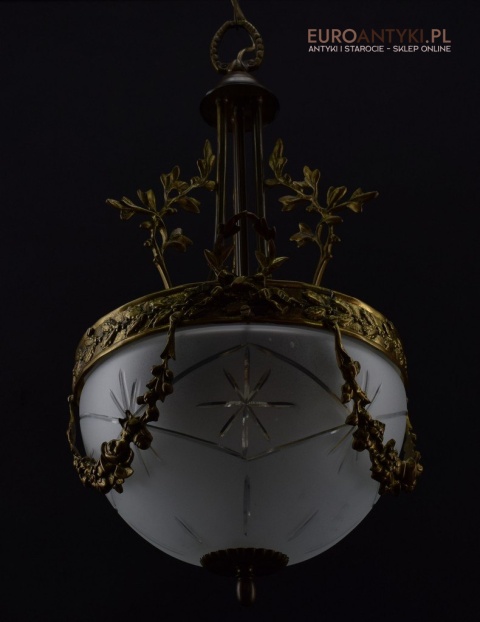 muzealna lampa sufitowa