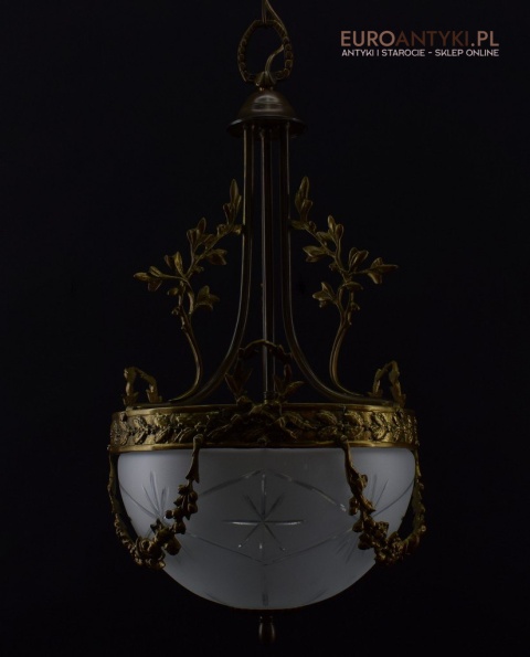 Secesyjna lampa sufitowa do pałacu zamku. Żyrandol antyczny ze szlifowanym kloszem antyk Art Nouveau