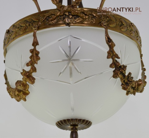 lampa sufitowa do dworu