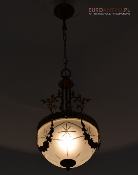 Secesyjna lampa sufitowa do pałacu zamku. Żyrandol antyczny ze szlifowanym kloszem antyk Art Nouveau