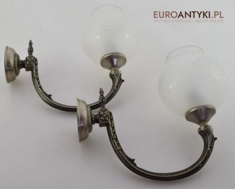 srebrne kinkiety do łazienki