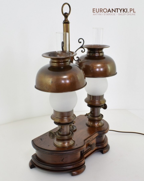 antyczna lampa biblioteczka