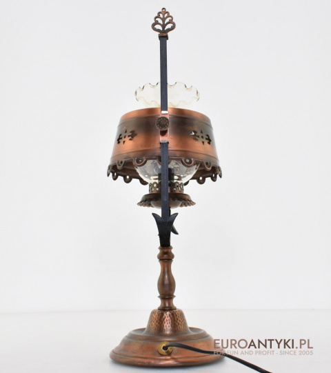 rustykalna lampa stołowa