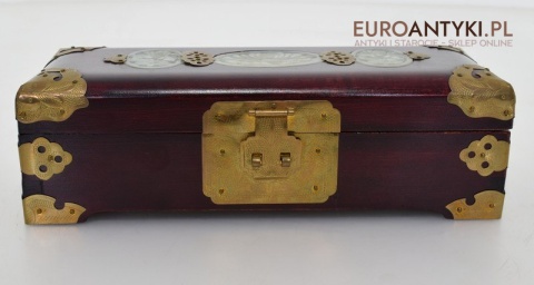 muzealna skrzyneczka na biżuterie