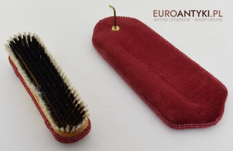 szczotka do czyszczenia ubrań