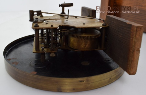 zabytkowy mechanizm zegarowy