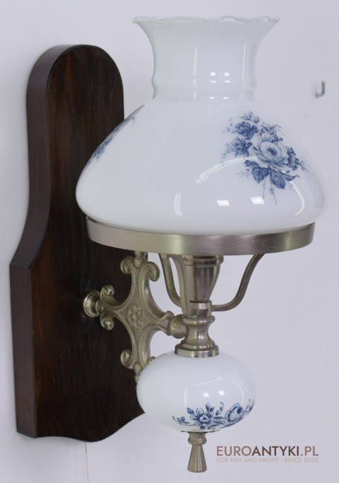 koneser lamp