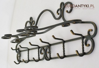 Kuty wieszak shabby chic w kolorze starej zieleni. Wieszaki antyki.