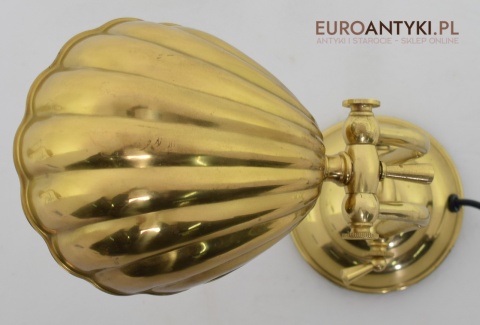 retro lampa mosiężna