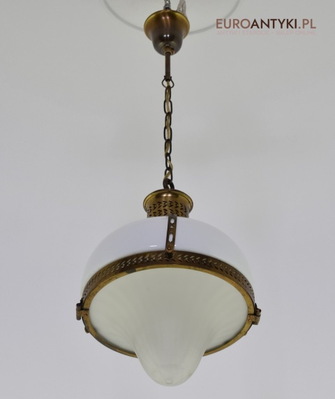 stara lampa sufitowa