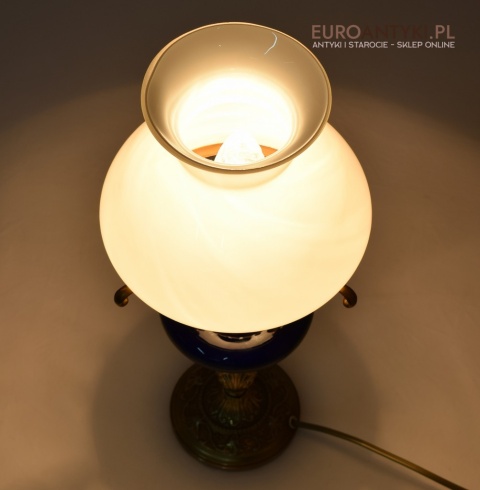 lampka stołowa