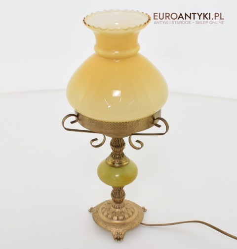 antyki lampy stołowe