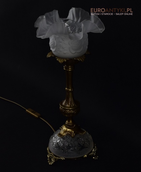 lampka na stolik do pałacu