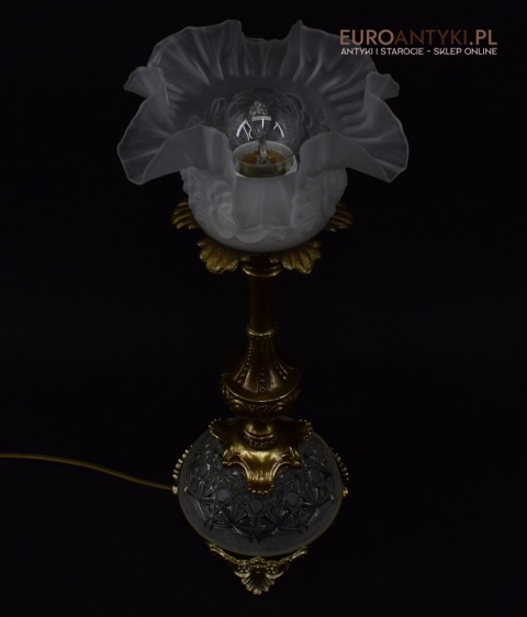 cudna lampka na stolik