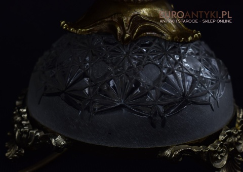 renesansowa lampa na stolik