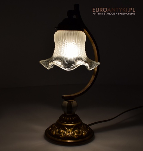 Antyczna lampa stołowa z ruchomym kloszem