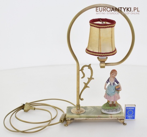 Cudowna lampka stołowa z dziewczynką