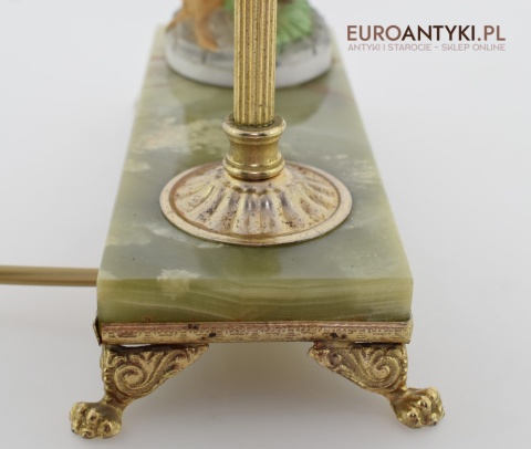 Cudowna lampka stołowa z dziewczynką