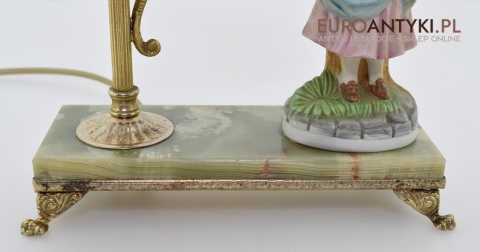 Cudowna lampka stołowa z dziewczynką