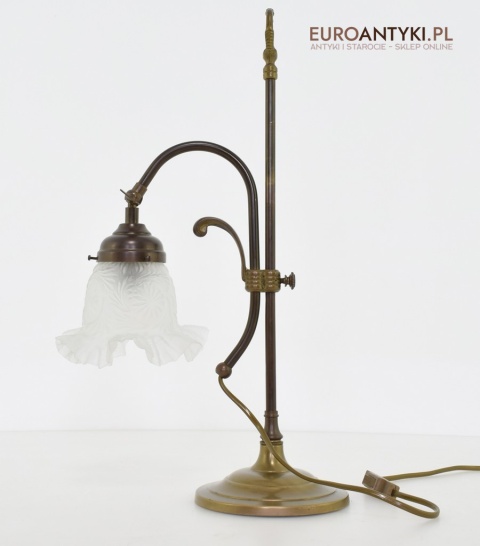 Antyczna lampa stołowa z kloszem