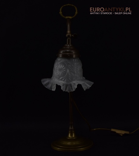 Antyczna lampa stołowa z kloszem