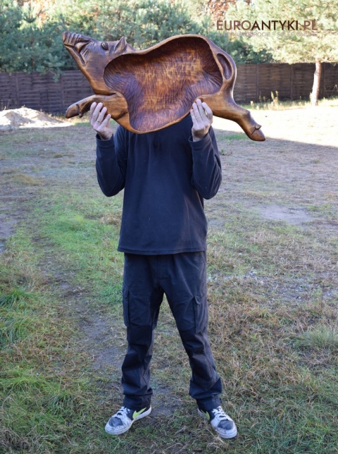 Antyk, ręcznie rzeźbiona taca dzika. Taca na dworski stół. XXL!