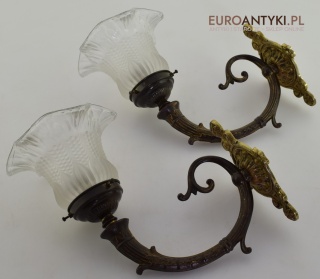 🔹 Antyczne kinkiety w stylu secesyjnym – Francja lata 30., mosiądz, szkło