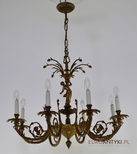 Muzealny żyrandol antyczny. Lampy dworskie i pałacowe.