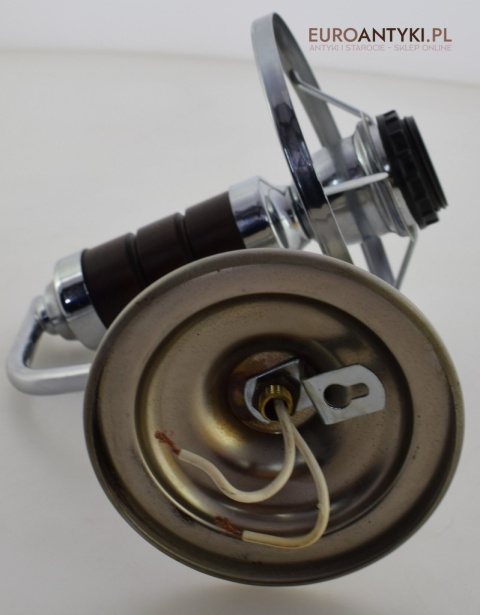 Srebny kinkiet gabinetowy z miodowym kloszem. Lampy retro.