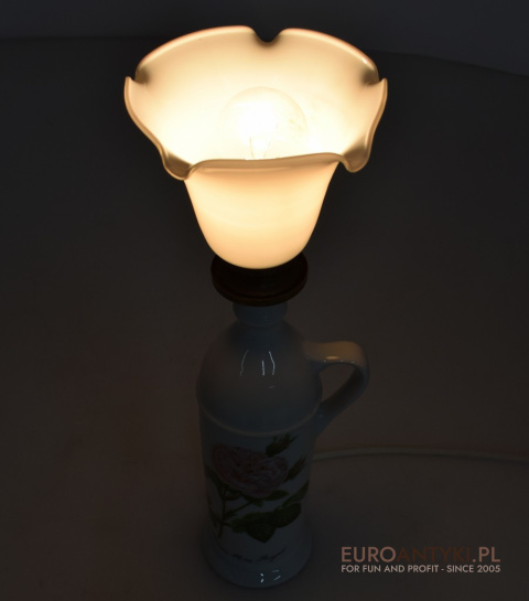 Francuska porcelanowa lampa na stolik. Lampy prowansalskie.