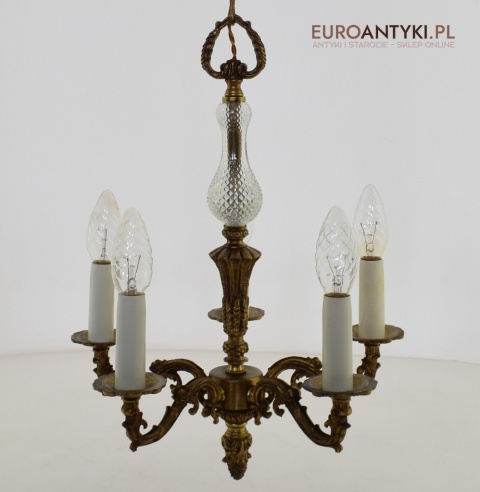 Mały zabytkowy żyrandol do ganku, holu, łazienki. Lampy antyki.