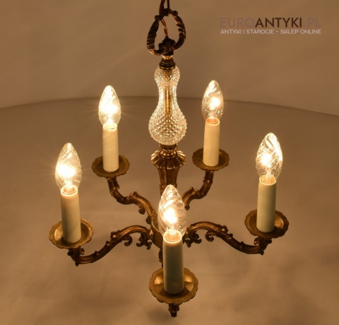 Mały zabytkowy żyrandol do ganku, holu, łazienki. Lampy antyki.