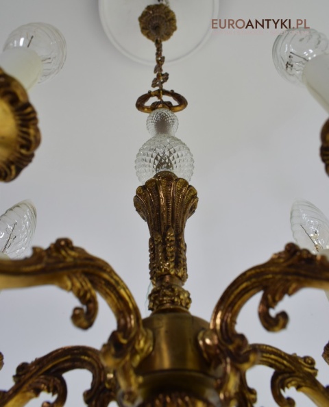 Mały zabytkowy żyrandol do ganku, holu, łazienki. Lampy antyki.
