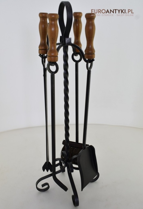 Duży komplet do czyszczenia kominka. Narzędzia kominkowe.