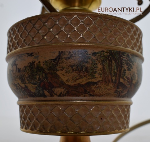 Mała lampka stołowa w stylu retro. Unikatowe lampy.