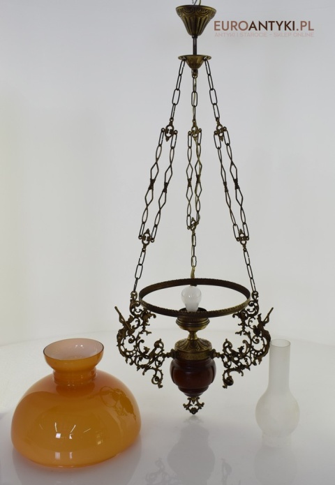 Duża rustykalna lampa wisząca cottagecore.