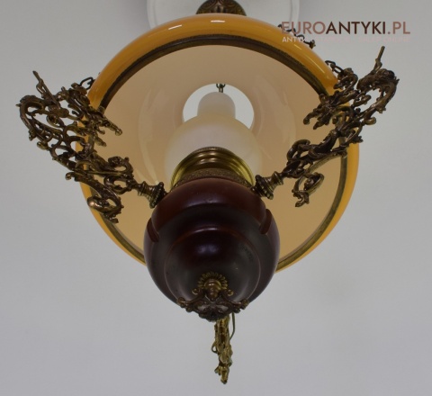 Duża rustykalna lampa wisząca cottagecore.