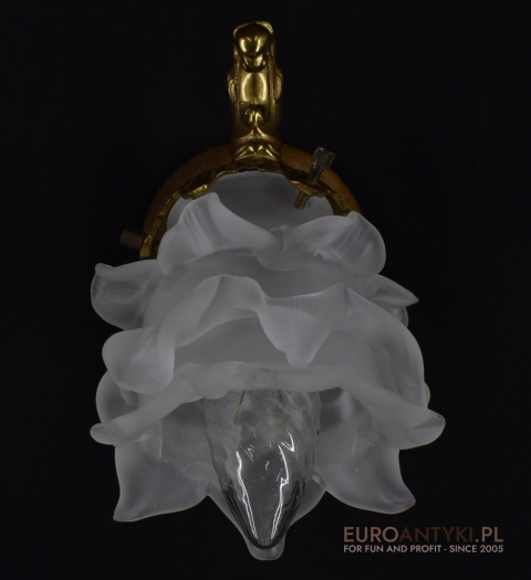 świat starych lamp