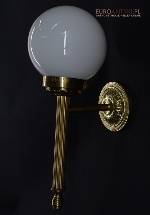 stary mosiężny kinkiet