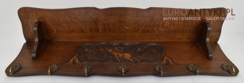 rustykalny wieszak ręcznie rzeźbiony