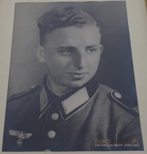 Wehrmacht żolnierz - oryginalne zdjęcie z 2WŚ w ramce pod szkłem.