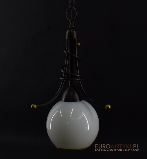 lampa wisząca do ganku retro