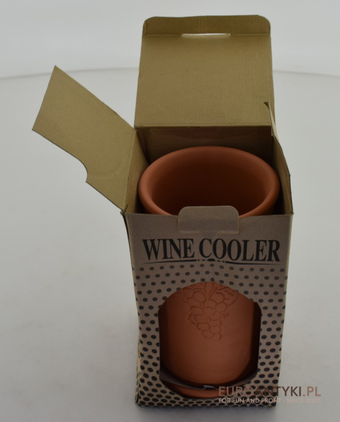 Rustykalny wine cooler z Niemiec. Gliniany schładzacz do wina.