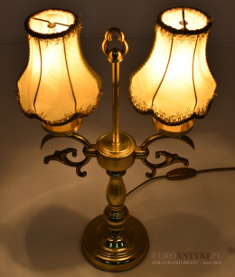 mosiężna lampa stołowa vintage