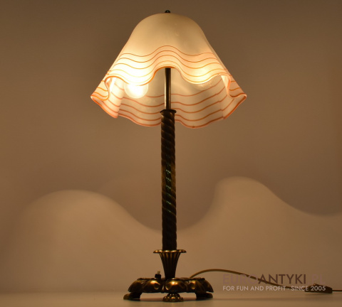 stojące lampy vintage